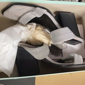 Donald J Pliner shoes